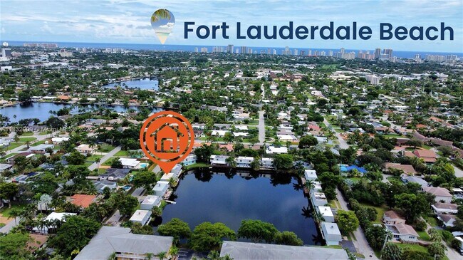 Foto del edificio - 1370 NE 40th Dr