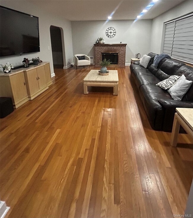 Foto del edificio - 71 Standish Ave