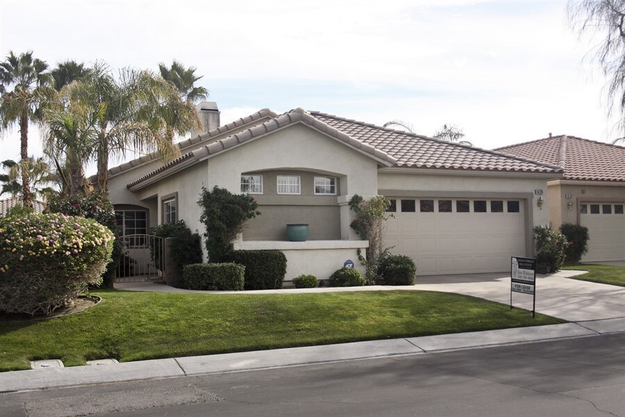 Primary Photo - Wonderful 4/3 home on a Quiet Cul-de-Sac