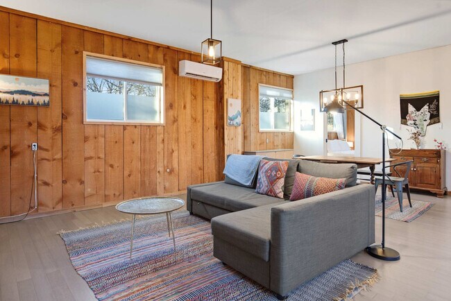 Foto del edificio - 4403 W Alpine St