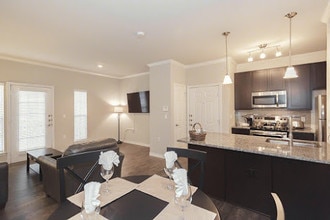 Building Photo - Village of Hampton Cove