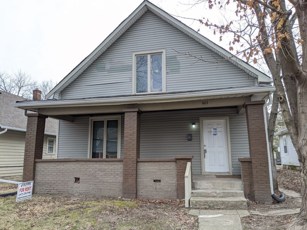 Primary Photo - Near Eastside 5BR/2BA House