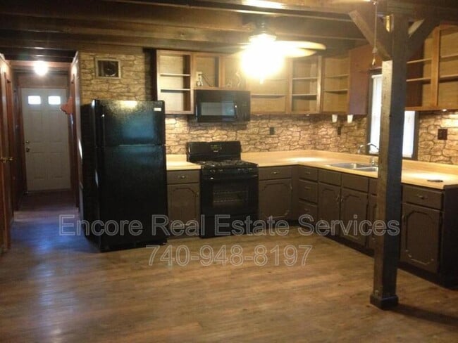 Foto del edificio - 52 Railroad St SW