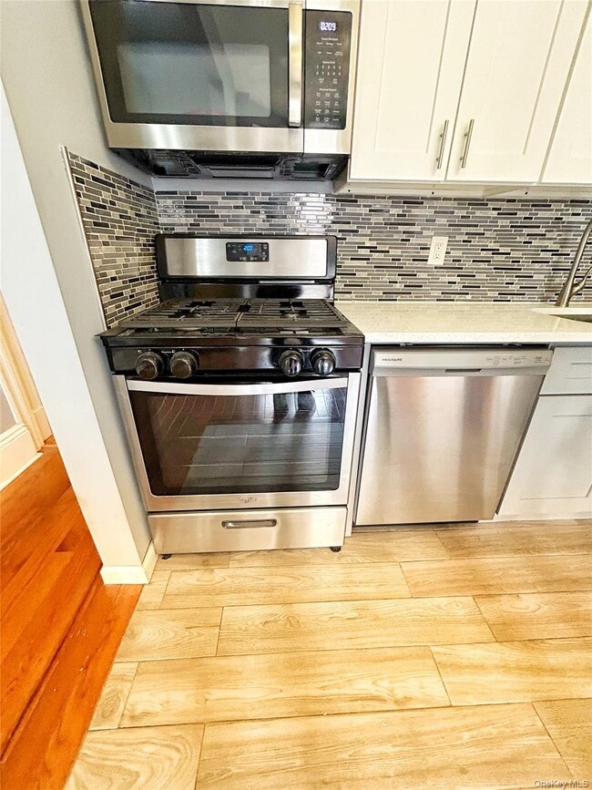 Building Photo - 1368 Teller Ave