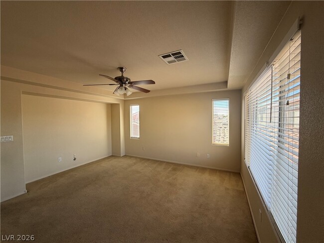 Building Photo - 2307 Summer Home St