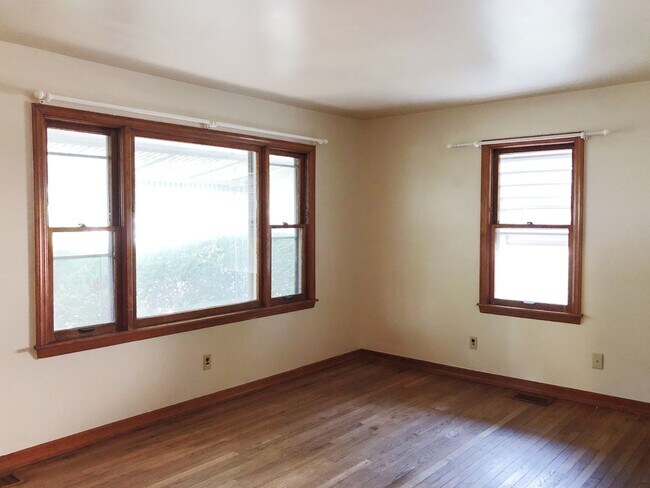 Foto del edificio - Huntington 01