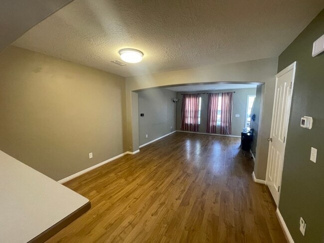 Building Photo - 208 Rockey Park Ln