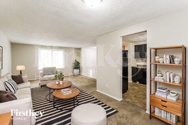 Foto del edificio - 8041 E 34th St