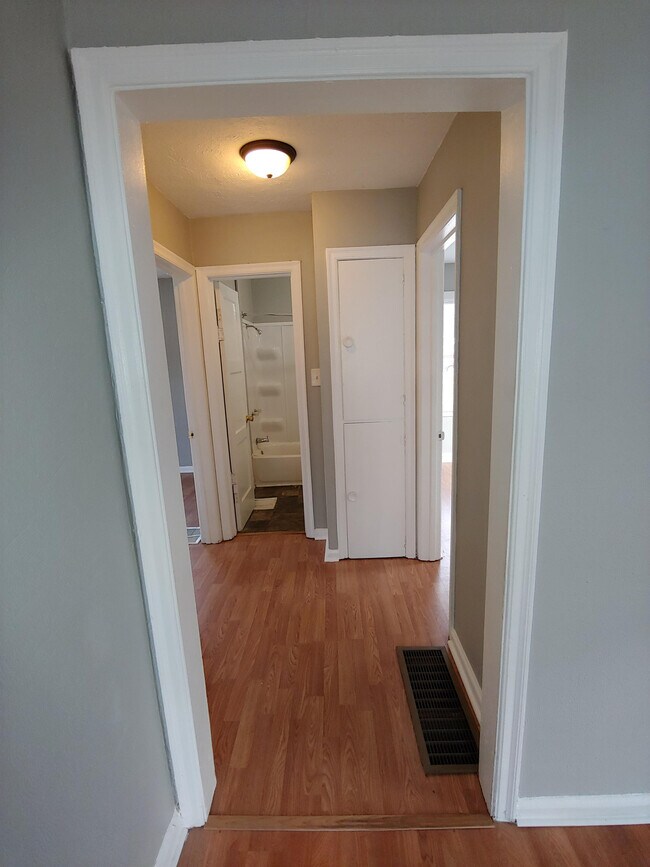 Photo - 2006 N Drexel Ave House