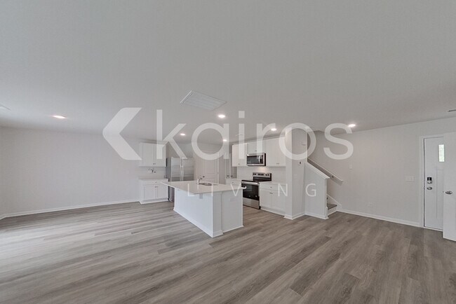 Foto del edificio - 135 Overstreet Way