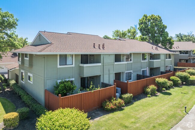 Building Photo - 7629 Arbor Creek Cir
