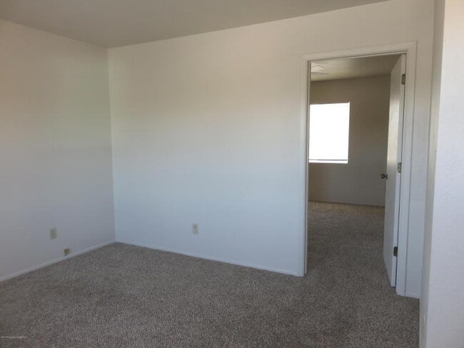 Building Photo - 41A-B Rd 3950