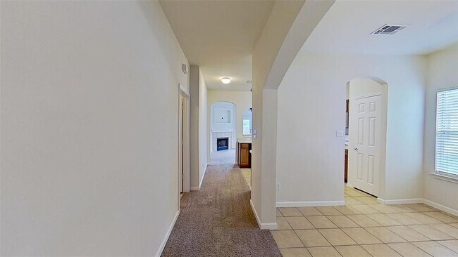 Building Photo - 308 Rinehardt St