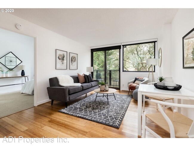 Building Photo - 1 br, 1 bath House - 2020 SW Main Street  ...