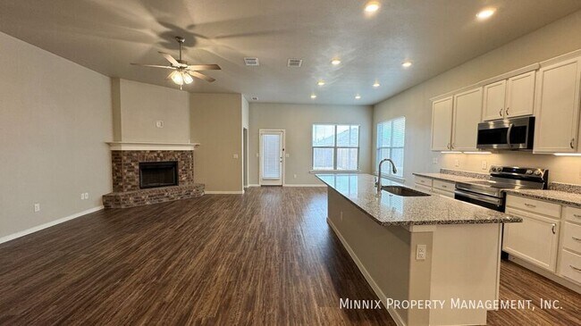 Foto del edificio - 2006 Kenwood Ave