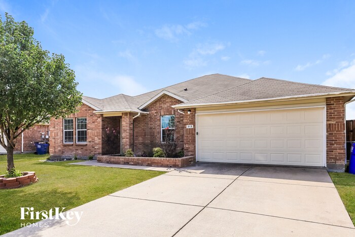 Foto principal - 313 Long Prairie Dr