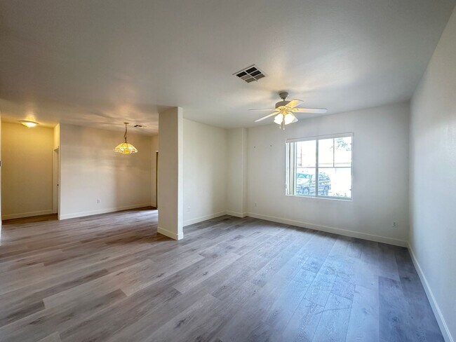 Foto del edificio - Summerlin Pkwy