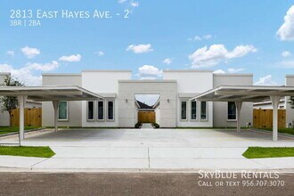 Building Photo - 2813 W Hayes Ave