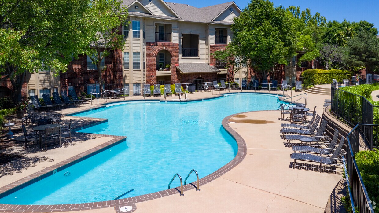 Park at Memorial Apartments in Oklahoma City, OK