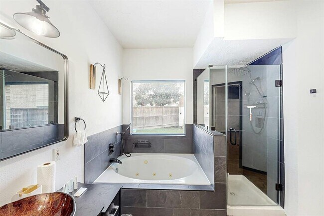 Building Photo - 22907 Hausworth Ct
