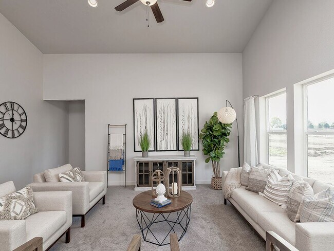 Building Photo - 3 Bedroom Home in Nampa with no back neighbors!!