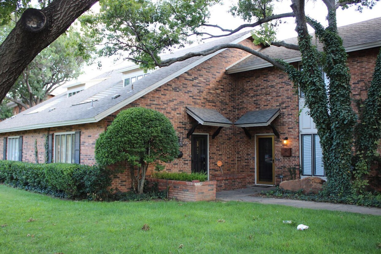 2317 33rd St, Lubbock, TX 79411 Condo for Rent in Lubbock, TX