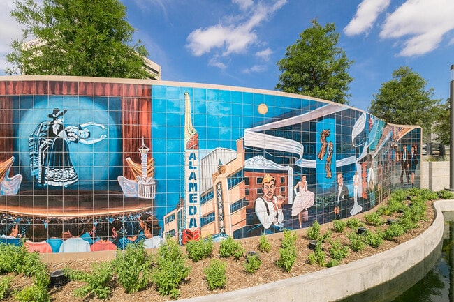 Foto del edificio - Soap Factory Apartments