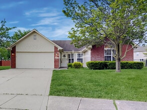 Building Photo - 5521 Bracken Cir