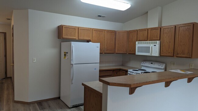 Foto del edificio - 1596-1596 Peggy Lp