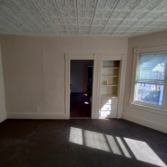 Building Photo - 39 Wendell Pl