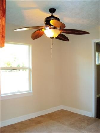 Foto del edificio - 5675 Hazen St