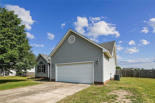 Building Photo - 118 Gait Ct