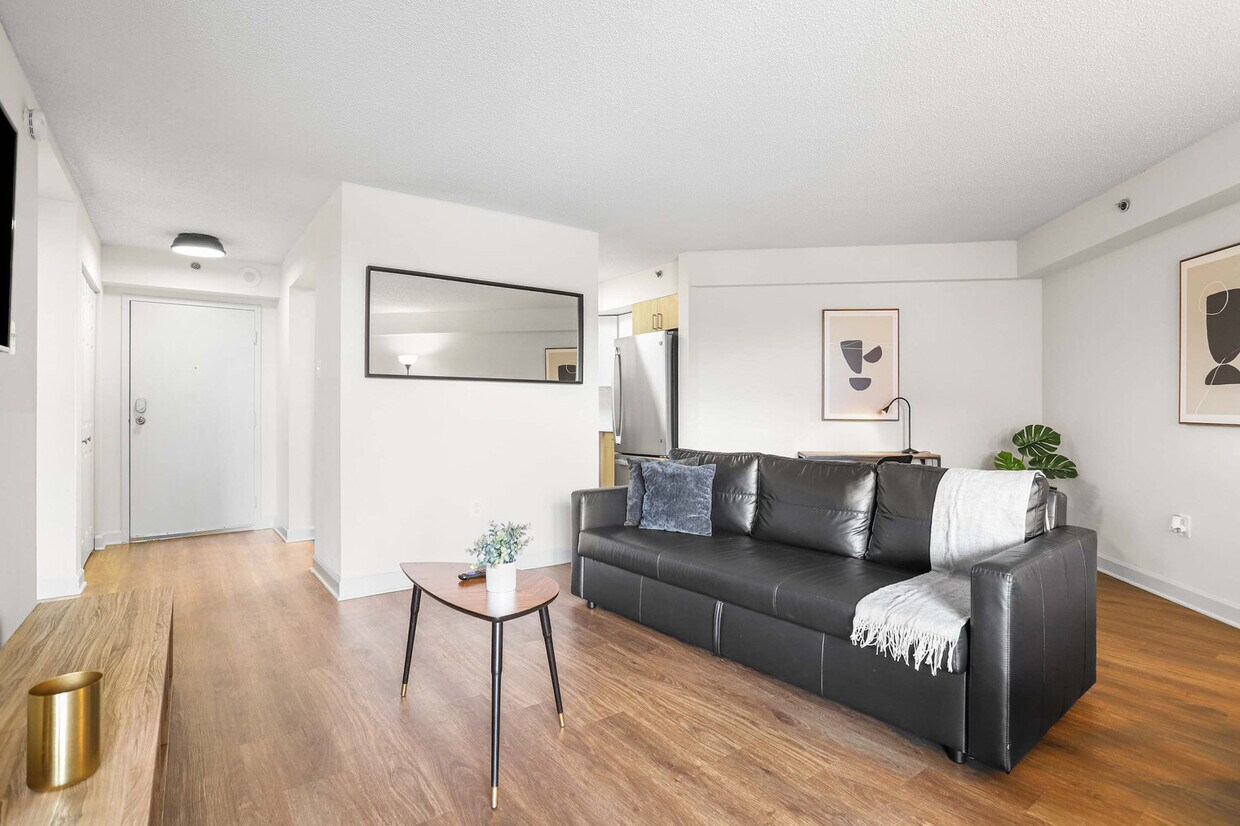 Foto principal - 801 15th St S