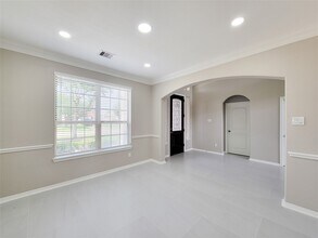 Building Photo - 23111 Broad Spgs Ct