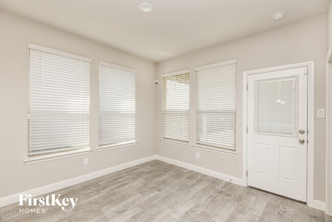Foto del edificio - 11508 Leeson St