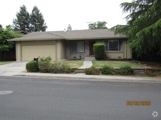 Building Photo - 5365 Arnica Way