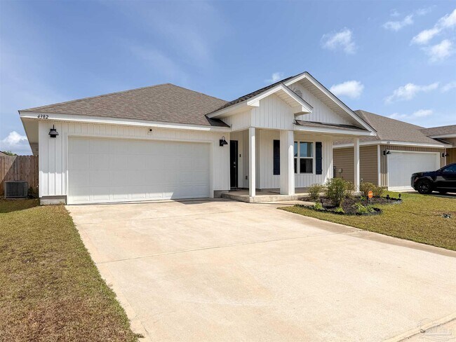 Foto del edificio - 4382 Redbay Ct