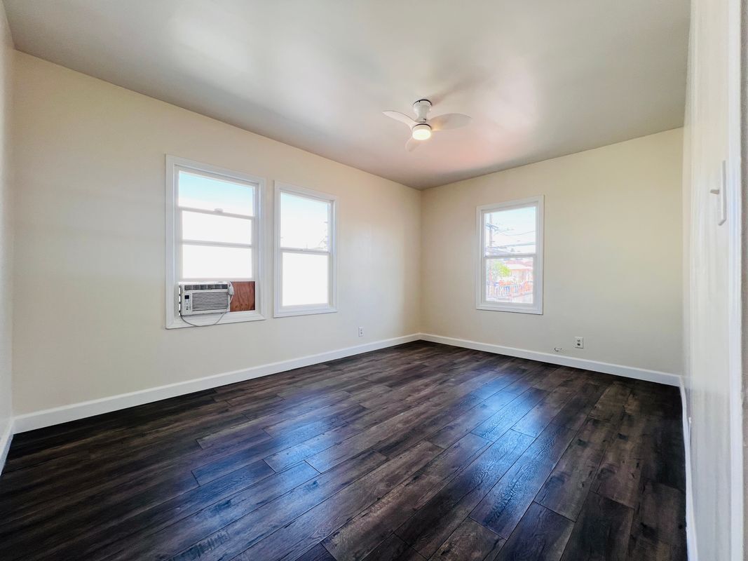 Foto principal - 3835 Whittier Blvd