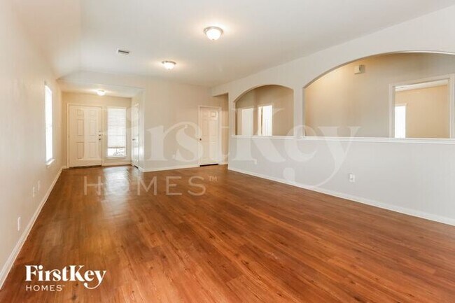 Building Photo - 14914 Hidalgo Valley Lane
