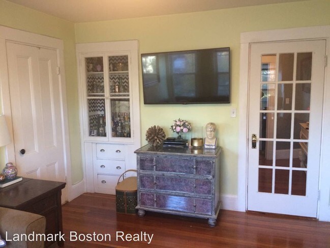 Building Photo - 24 Merrymount Rd