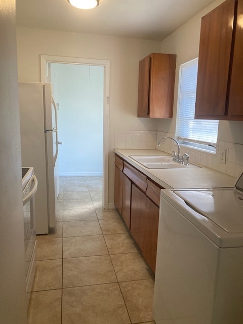 Building Photo - 414 David St