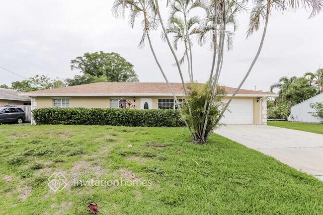 Building Photo - 6713 Riparian Rd