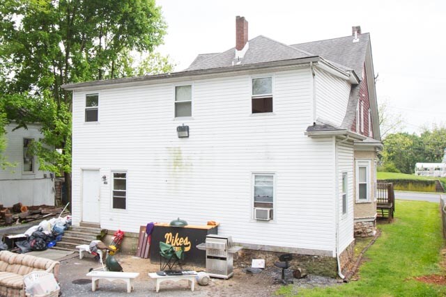 Building Photo - 548 E Market St