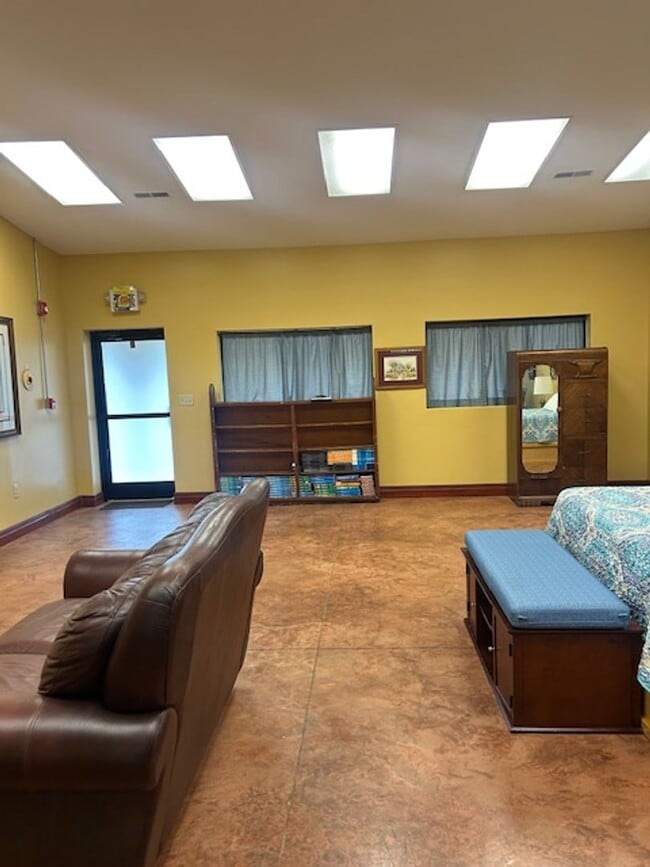 Building Photo - 1796 Rozier Church Rd