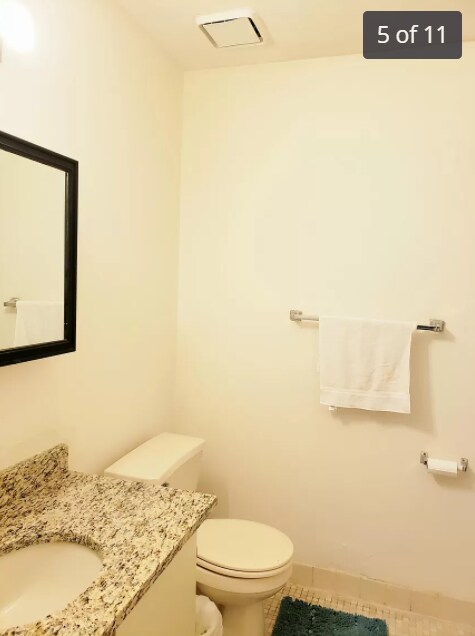 Foto del edificio - 203 Green Hollow Drive