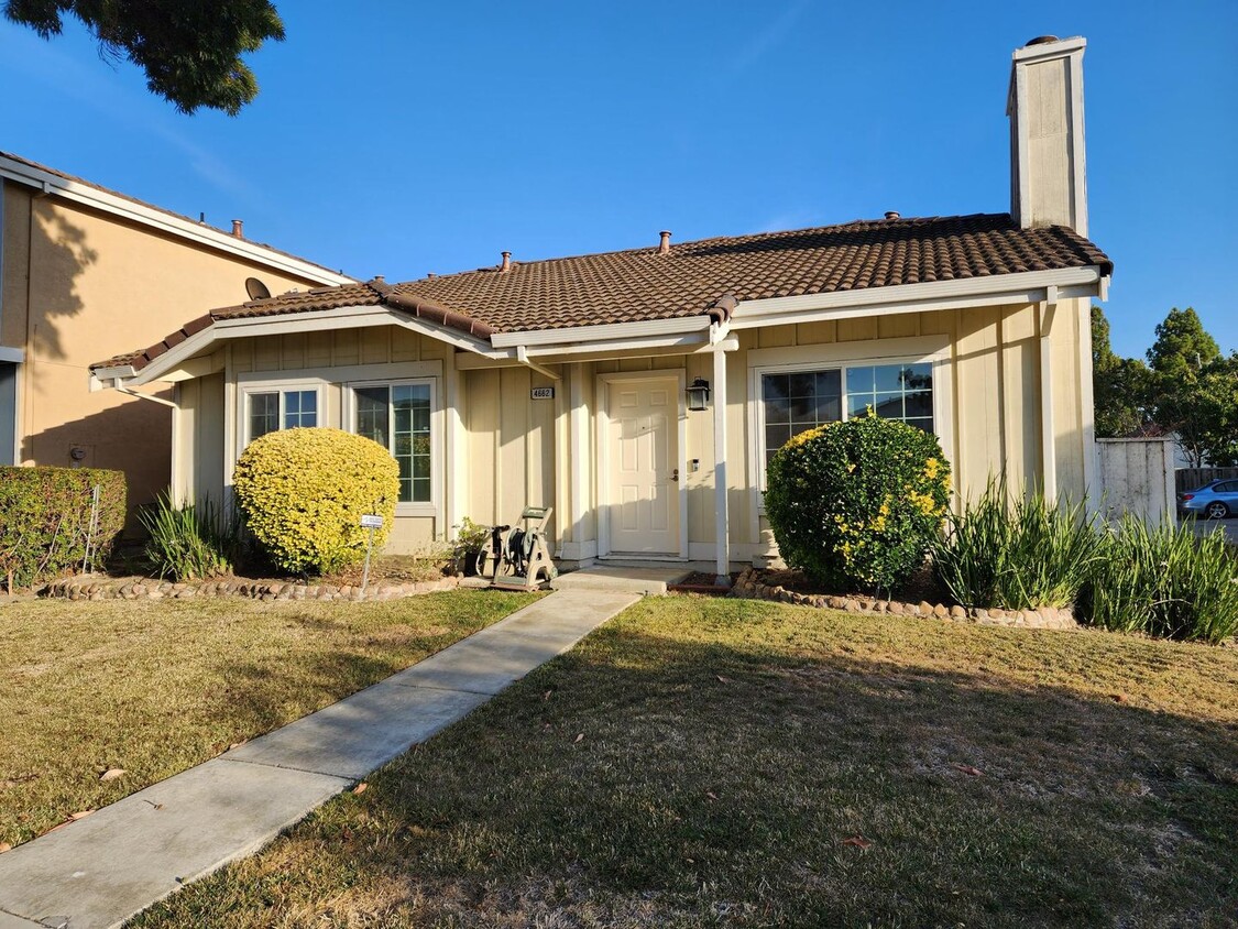 Primary Photo - Nor Cal Realty, Inc - 3 Bedroom 2 Bath Hou...