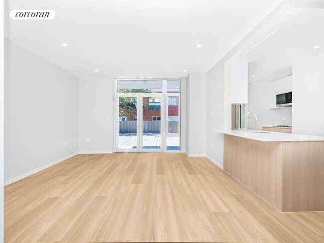 Foto del edificio - 1054 41st St