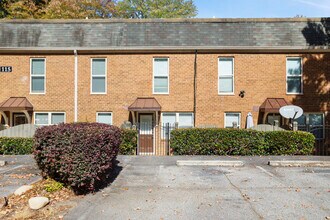 Building Photo - 115 Winding River Dr