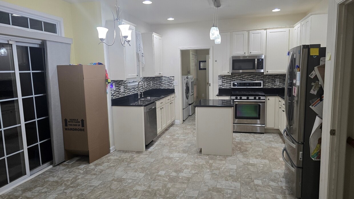 Building Photo - 54 Homestead Dr