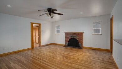 Building Photo - 524A Juniper Dr